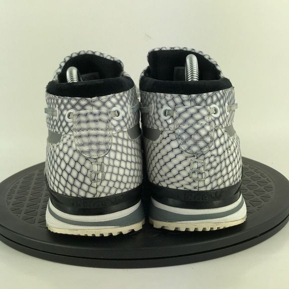 Adidas Consortium White/Black Athletic Running Shoes 022317 Men’s Size 9 - Picture 6 of 12